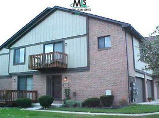 411 Meadowbridge, Rochester Hills, MI 48307