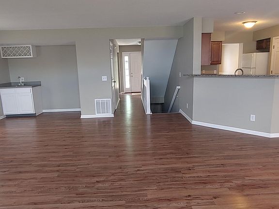 3rd image of 8707 Sedona Dr