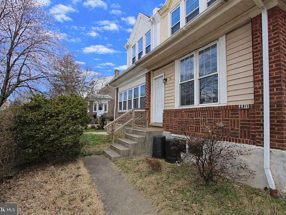 3rd image of 2311 Rhawn St