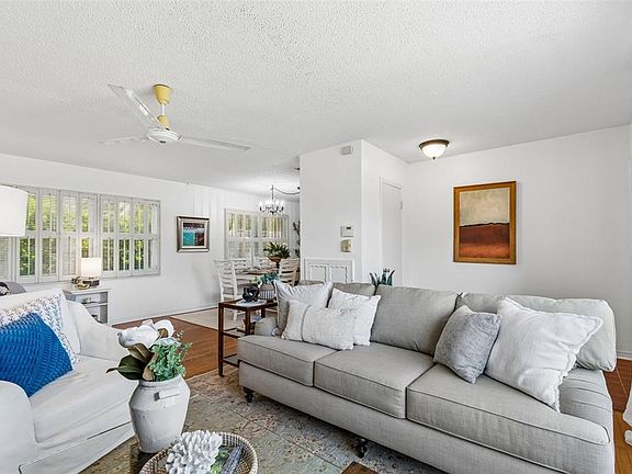 2nd image of 302 DEER PARK AVENUE