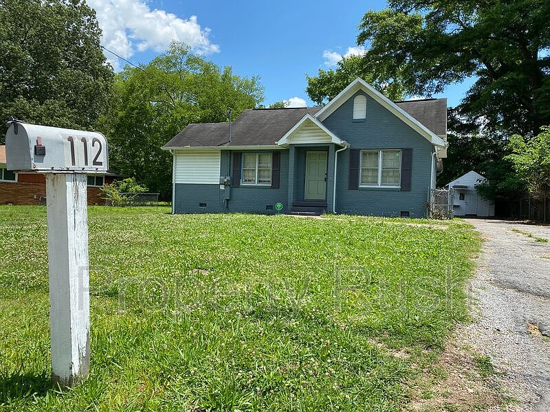 1st image of 112 N Lovell Ave