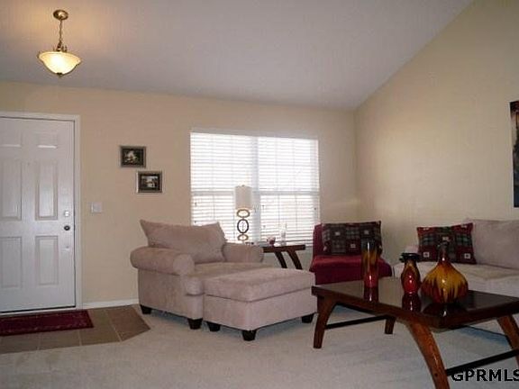 4th image of 15805 Cottonwood Ave