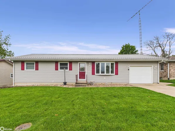 30 Cedar Ct, Montrose, IA 52639