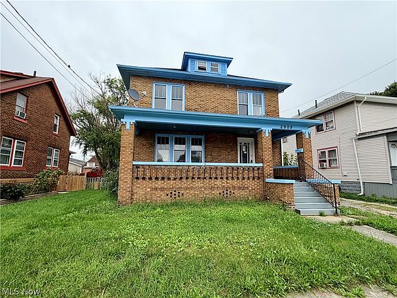 2nd image of 2909 Denver Ave
