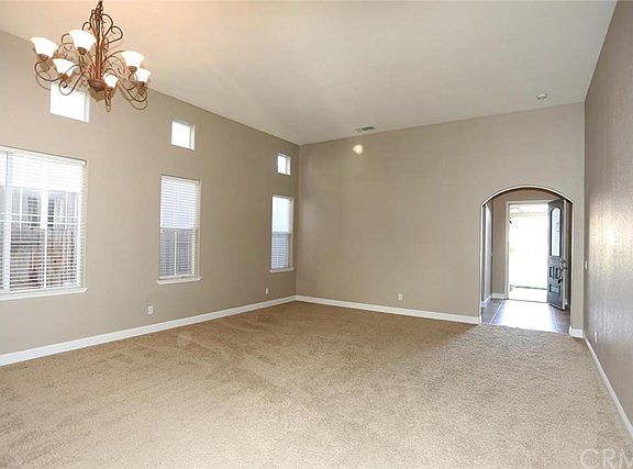 4th image of 1553 Westmore Dr