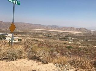 Oriole St, Apple valley, CA 92308