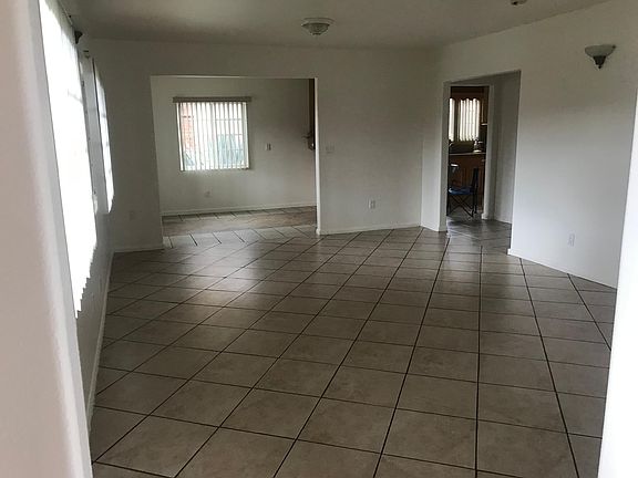 3rd image of 8115 Southgate Ave