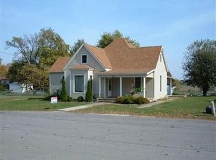 104 N Taylor Ave, California, MO 65018