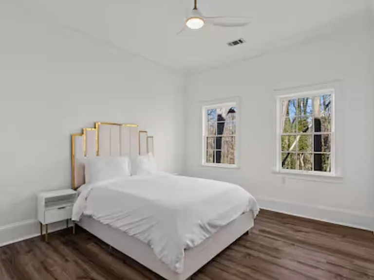 5390 Harrowood Ln — Photo 13