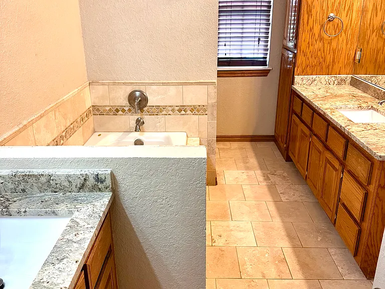 15144 Scottsdale Xing — Photo 15