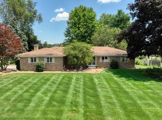 8745 Hawthorne Dr, Tecumseh, MI 49286