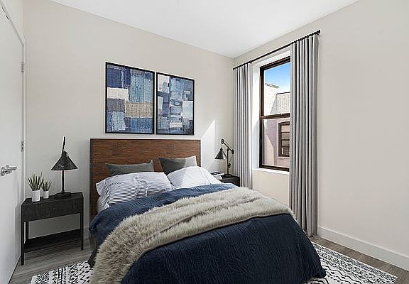 5th image of 38 Prospect Park SW APT 6