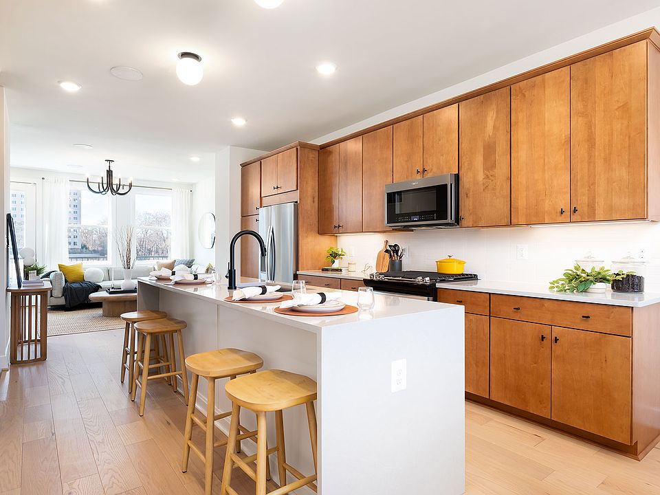 Cameron at Eisenhower Pointe by Tri Pointe Homes in Alexandria VA | Zillow