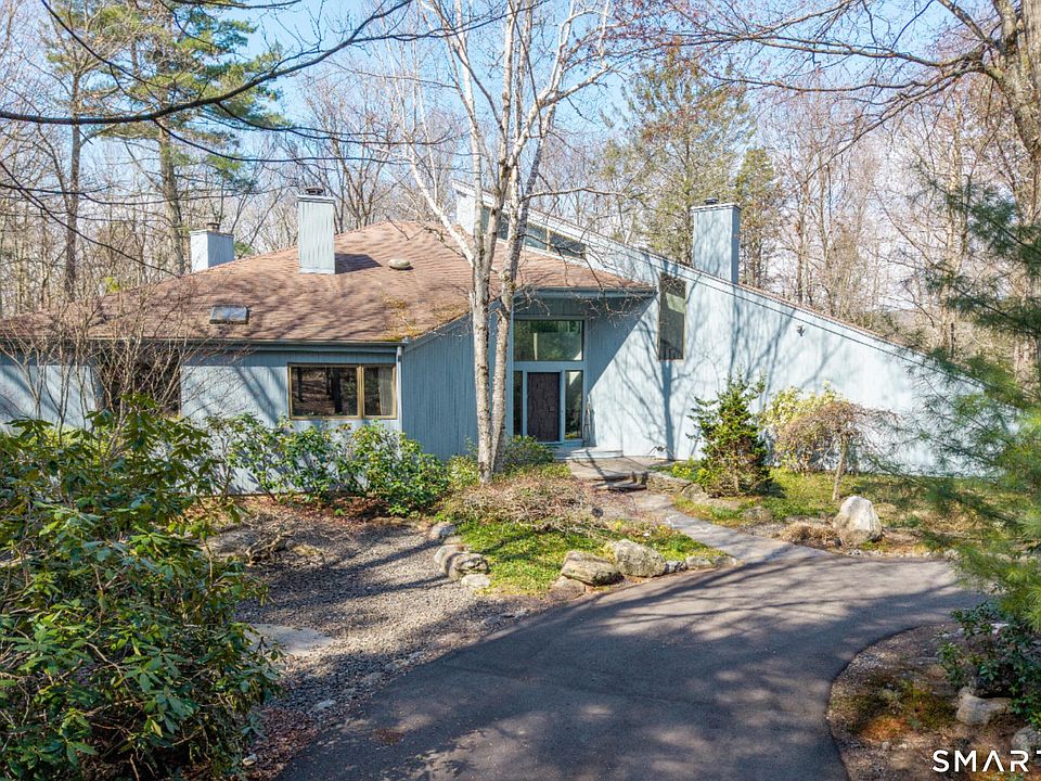1st image of 411 Cherry Brook Road