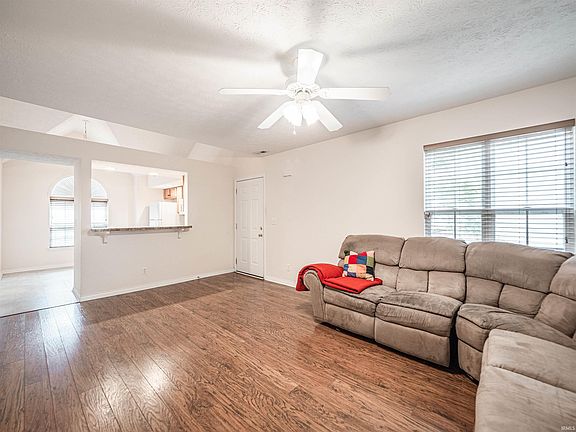 2nd image of 10033 Galleon Ct