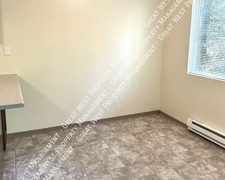 7609 44th St W #3 — Photo 3