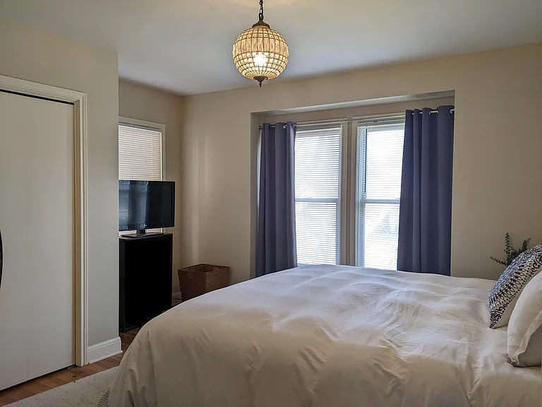 3404 Hollywood Ave — Photo 9