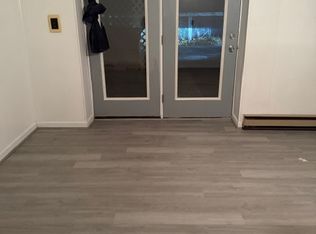 139 Rockwell St #B, Berkeley Springs, WV 25411