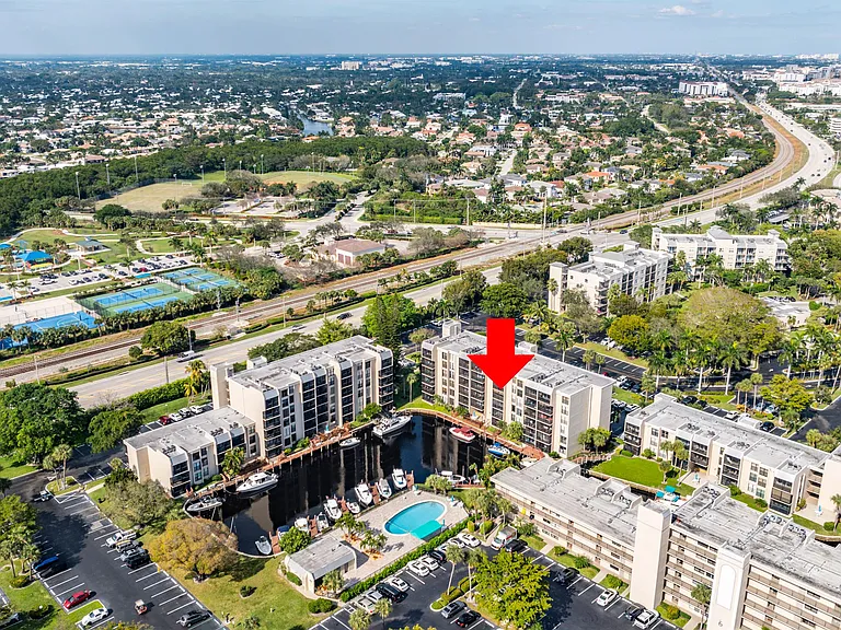 3 Royal Palm Way — Photo 7