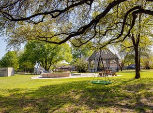 8009 Bella Flora Dr, Fort Worth, TX 76126