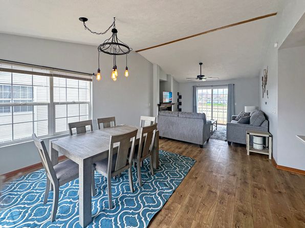 7672 Creek Bnd #9, Rockford, IL 61114