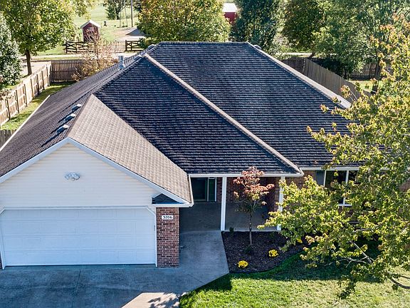 2nd image of 3706 Bent Oak Dr