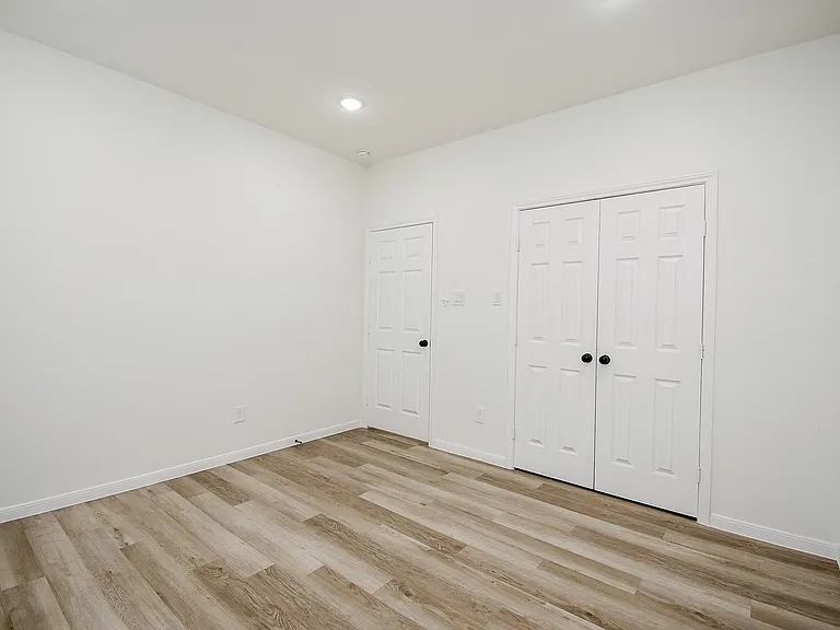 2139 Counter Point Dr — Photo 33