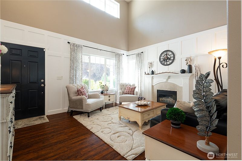 2nd image of 16908 119Th Avenue Ct E