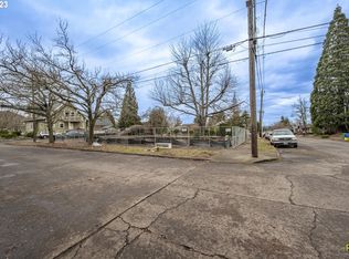 5811 NE 17th Ave, Portland, OR 97211