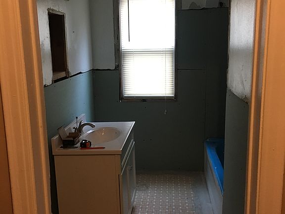 4th image of 7806 Asbury Park
