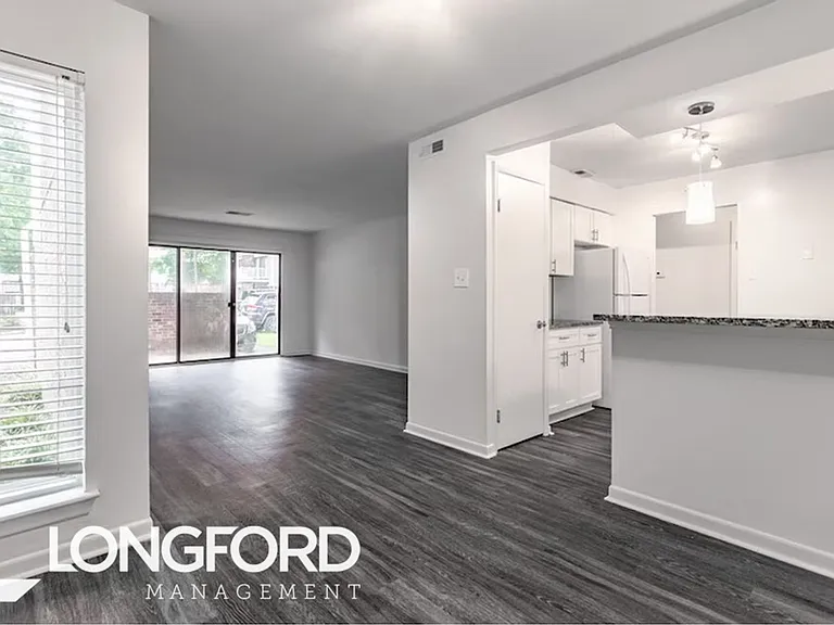 Sonoma Woods Apartments — Photo 33