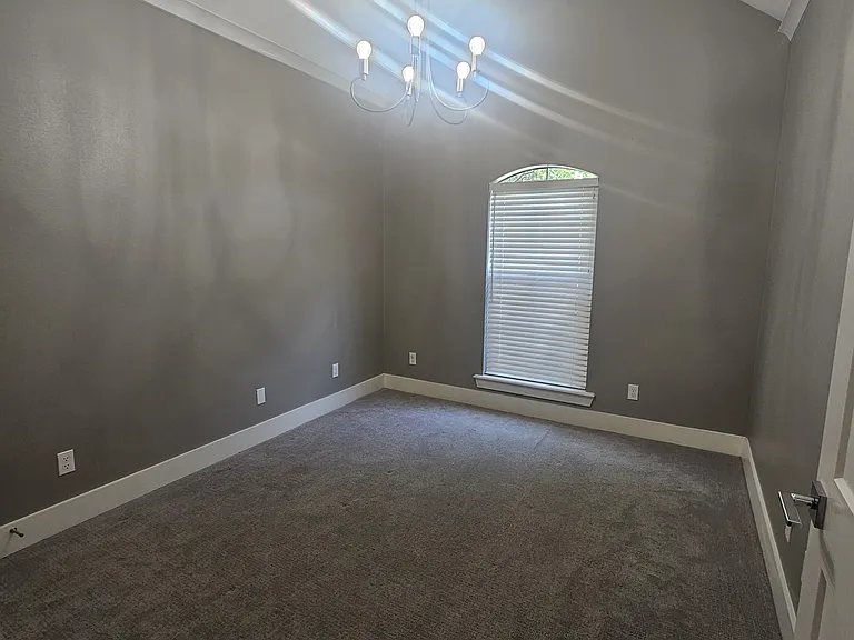 104 Devereaux Dr — Photo 19