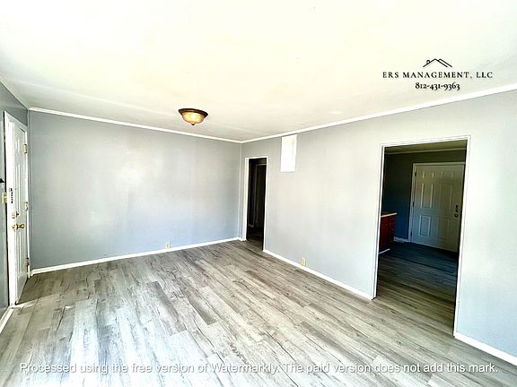 3rd image of 2404 N Harlan Ave