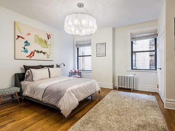 4th image of 215 W 90th St APT 8A