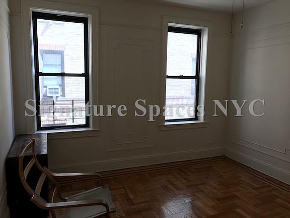 3rd image of 2360 29th St APT 2A