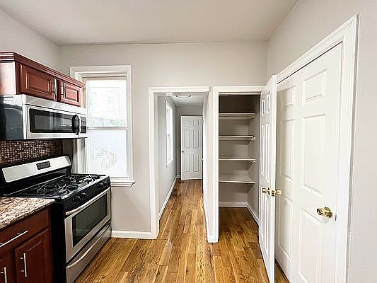 3rd image of 4306 Matilda Ave #4306