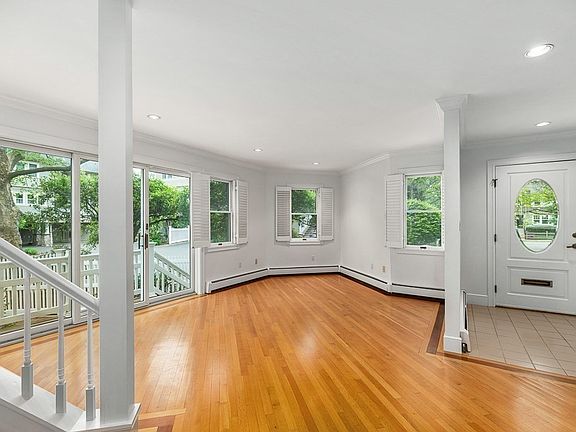 5th image of 21 Pine St APT 5