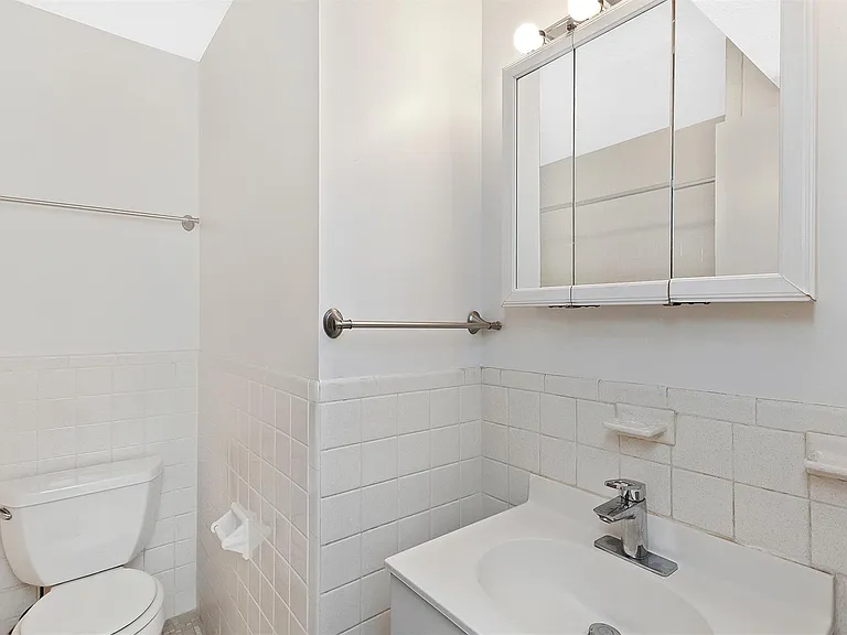 287 Harvard St #20 — Photo 10