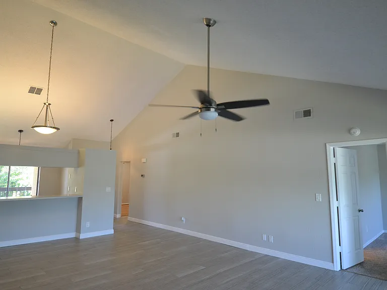 1801 E Lake Rd #9E — Photo 15