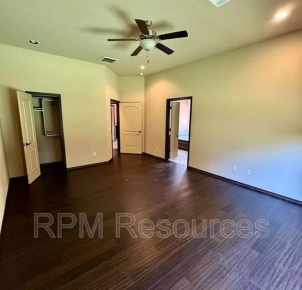 3121 SW 136th Ter — Photo 23