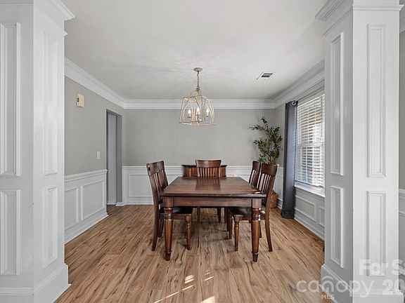 5th image of 127 Elba Dr #187