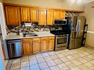 411 2nd St #1, Jersey City, NJ 07302