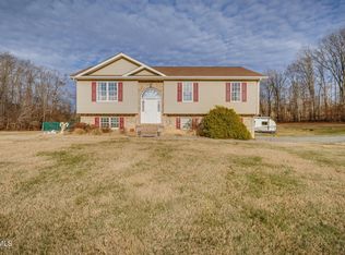 319 Allenwood Dr, Surgoinsville, TN 37873