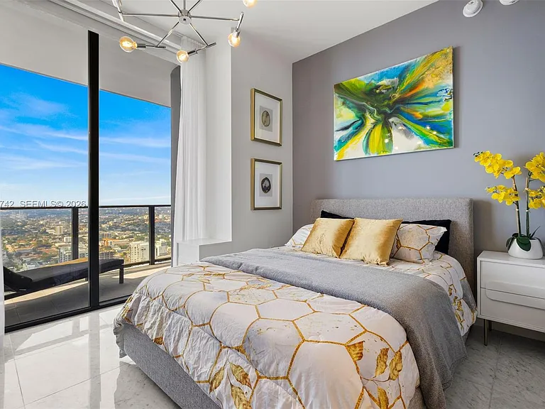 1000 Brickell Plz #Penthouse 5304 — Photo 33