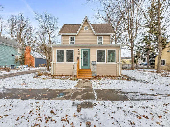 122 Pleasant St, Romeo, MI 48065