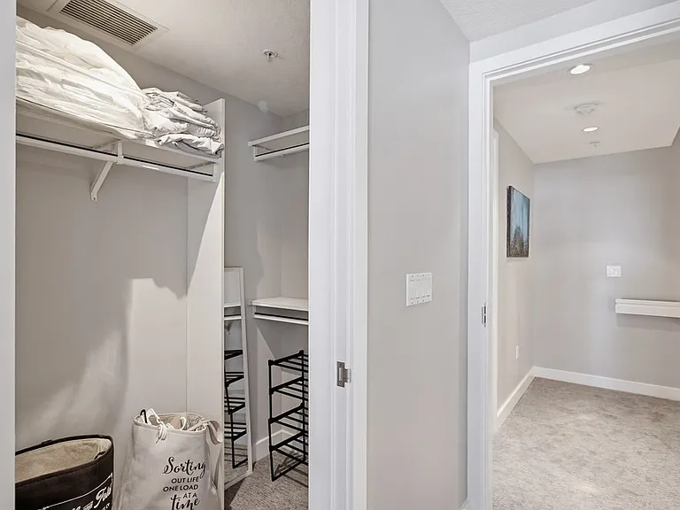 1169 Pacific Hwy #107 — Photo 26