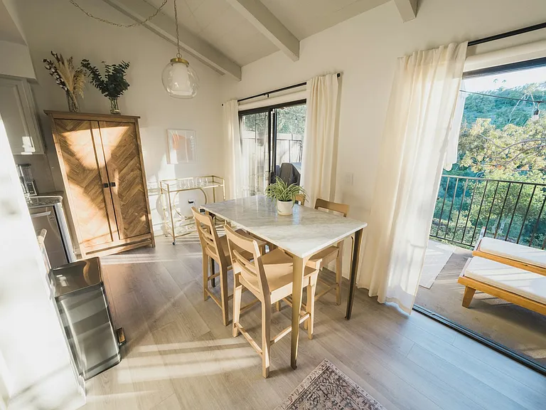1031 Miramonte Dr #2 — Photo 7