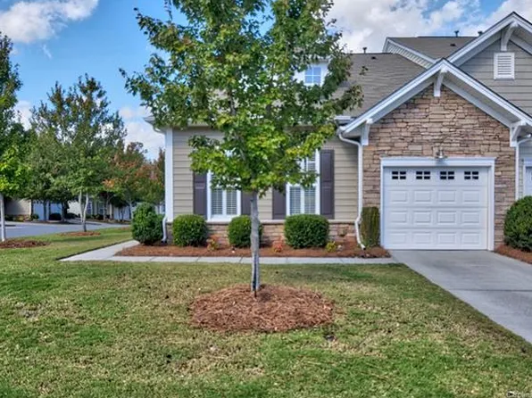 601 Pine Links Dr, Tega Cay, SC 29708