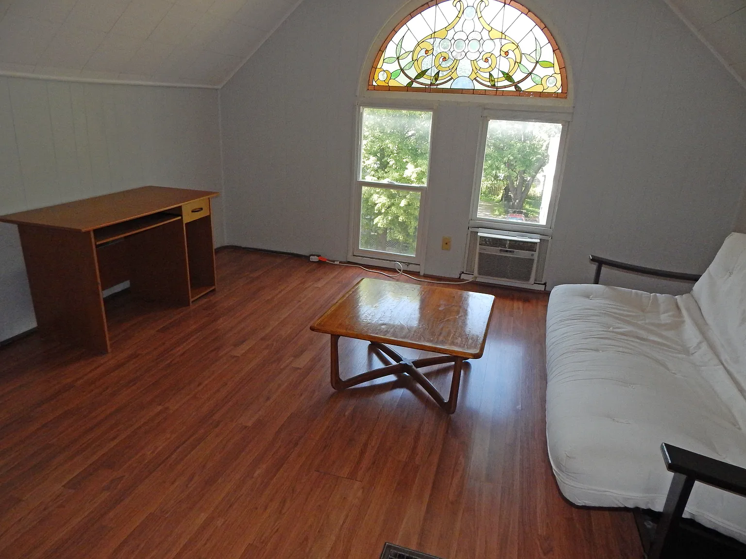 Studio, 550 sqft, $795 — Photo 3