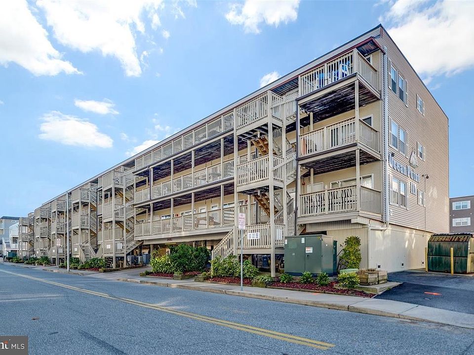 1st image of 9 41st St Unit 232